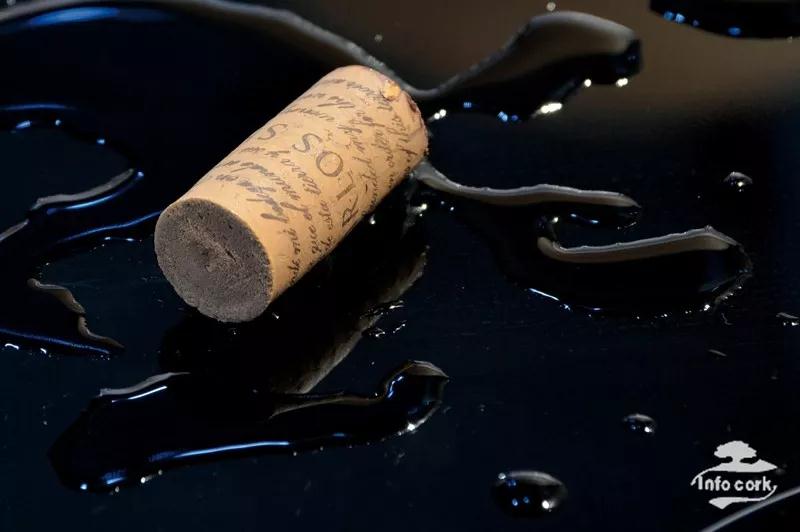 軟木防腐性能只能說“很好”不能神話它永遠(yuǎn)不腐爛。